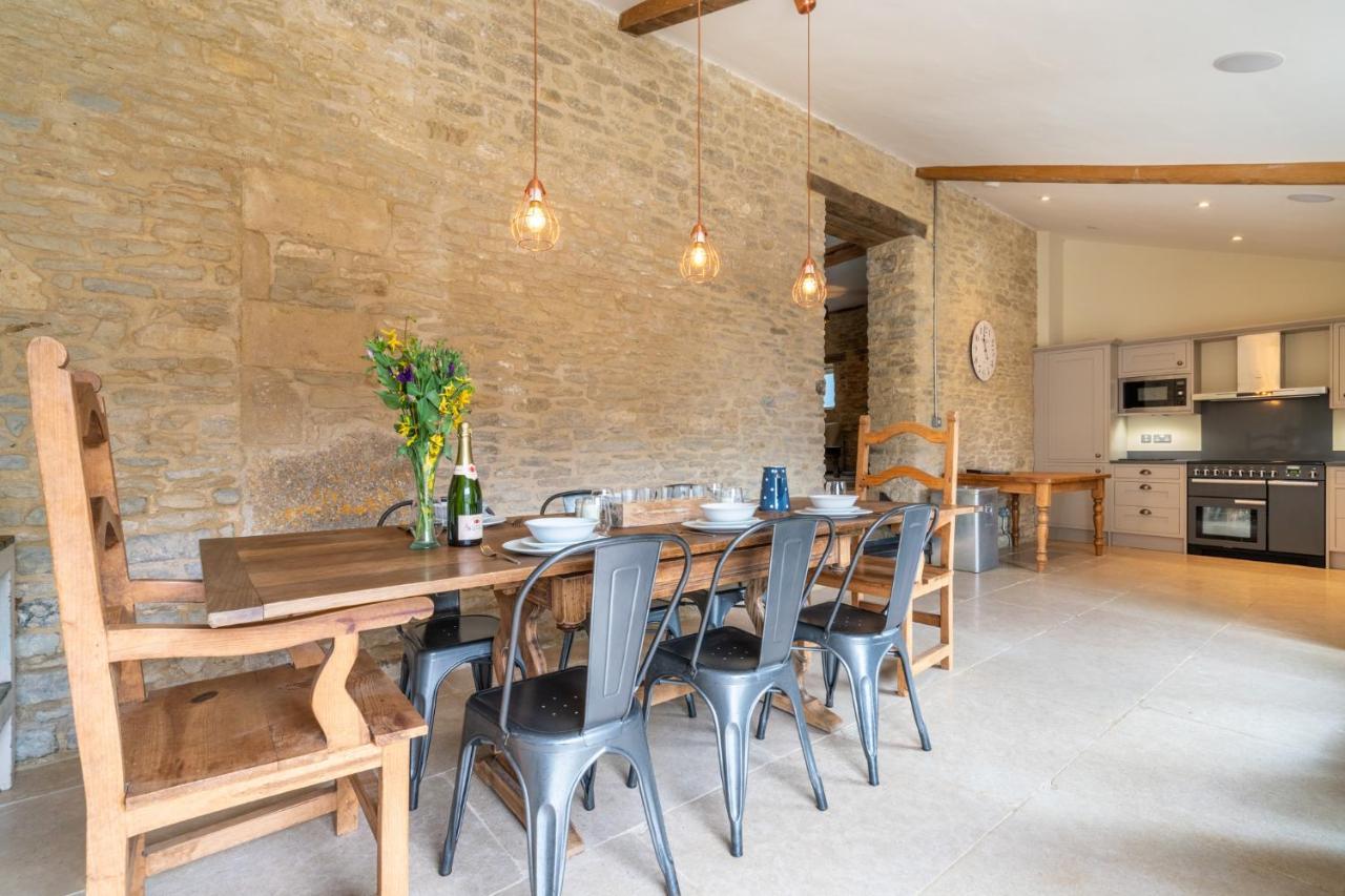 Middle Barn Βίλα Dyrham Εξωτερικό φωτογραφία