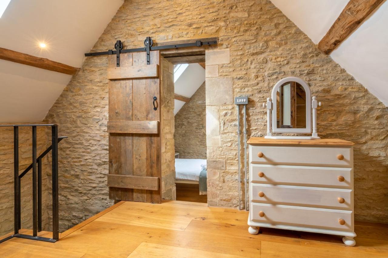 Middle Barn Βίλα Dyrham Εξωτερικό φωτογραφία